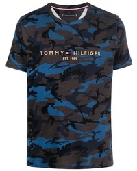 dunkelblaues Camouflage T-Shirt mit einem Rundhalsausschnitt von Tommy Hilfiger