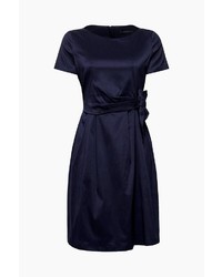 dunkelblaues gerade geschnittenes Kleid aus Satin von Esprit