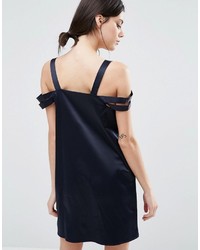 dunkelblaues gerade geschnittenes Kleid aus Satin von Asos