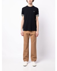 dunkelblaues horizontal gestreiftes T-Shirt mit einem Rundhalsausschnitt von Fred Perry