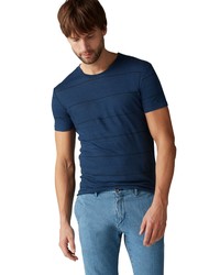 dunkelblaues horizontal gestreiftes T-Shirt mit einem Rundhalsausschnitt von Marc O'Polo