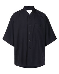 dunkelblaues Kurzarmhemd von Yoshiokubo