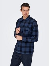 dunkelblaues Langarmhemd mit Karomuster von ONLY & SONS