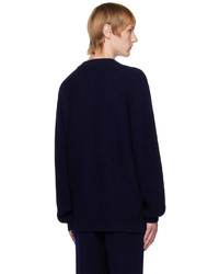 dunkelblaues Sweatshirt von Lisa Yang