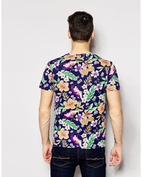 dunkelblaues T-Shirt mit einem Rundhalsausschnitt mit Blumenmuster von Bellfield