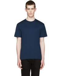 dunkelblaues T-Shirt mit einem Rundhalsausschnitt von BLK DNM