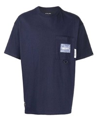 dunkelblaues T-Shirt mit einem Rundhalsausschnitt von Izzue