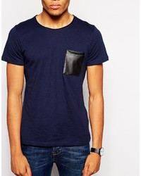 dunkelblaues T-Shirt mit einem Rundhalsausschnitt von Jack and Jones