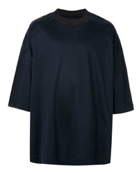 dunkelblaues T-Shirt mit einem Rundhalsausschnitt von Juun.J