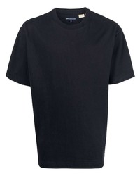 dunkelblaues T-Shirt mit einem Rundhalsausschnitt von Levi's Made & Crafted