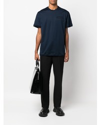 dunkelblaues T-Shirt mit einem Rundhalsausschnitt von Alexander McQueen