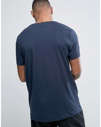 dunkelblaues T-Shirt mit einem Rundhalsausschnitt von Asos