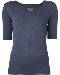 dunkelblaues T-Shirt mit einem Rundhalsausschnitt