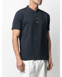 dunkelblaues T-shirt mit einer Knopfleiste von Eleventy