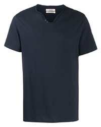 dunkelblaues T-shirt mit einer Knopfleiste von Zadig & Voltaire