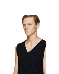 dunkelblaues Trägershirt von Homme Plissé Issey Miyake