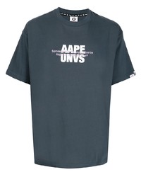 dunkelblaues und weißes bedrucktes T-Shirt mit einem Rundhalsausschnitt von AAPE BY A BATHING APE