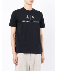 dunkelblaues und weißes bedrucktes T-Shirt mit einem Rundhalsausschnitt von Armani Exchange