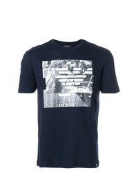 dunkelblaues und weißes bedrucktes T-Shirt mit einem Rundhalsausschnitt von Emporio Armani