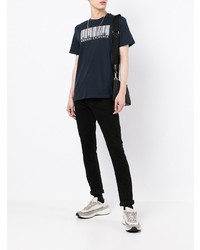 dunkelblaues und weißes bedrucktes T-Shirt mit einem Rundhalsausschnitt von Armani Exchange