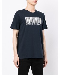 dunkelblaues und weißes bedrucktes T-Shirt mit einem Rundhalsausschnitt von Armani Exchange