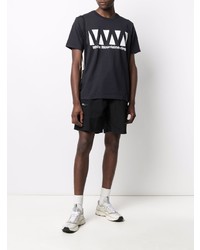 dunkelblaues und weißes bedrucktes T-Shirt mit einem Rundhalsausschnitt von White Mountaineering