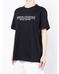 dunkelblaues und weißes bedrucktes T-Shirt mit einem Rundhalsausschnitt von Armani Exchange