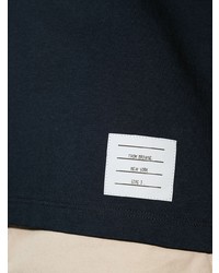 dunkelblaues und weißes bedrucktes T-Shirt mit einem Rundhalsausschnitt von Thom Browne