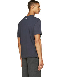 dunkelblaues und weißes bedrucktes T-Shirt mit einem Rundhalsausschnitt von Kolor
