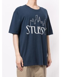 dunkelblaues und weißes bedrucktes T-Shirt mit einem Rundhalsausschnitt von Stussy