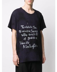 dunkelblaues und weißes bedrucktes T-Shirt mit einem Rundhalsausschnitt von Yohji Yamamoto