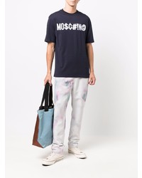 dunkelblaues und weißes bedrucktes T-Shirt mit einem Rundhalsausschnitt von Moschino