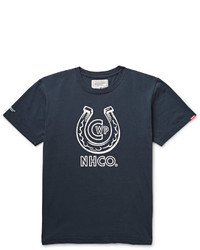 dunkelblaues und weißes bedrucktes T-Shirt mit einem Rundhalsausschnitt