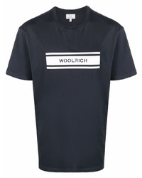 dunkelblaues und weißes bedrucktes T-Shirt mit einem Rundhalsausschnitt von Woolrich