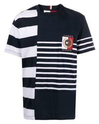 dunkelblaues und weißes horizontal gestreiftes T-Shirt mit einem Rundhalsausschnitt von Tommy Hilfiger