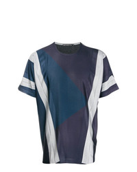 dunkelblaues und weißes T-Shirt mit einem Rundhalsausschnitt von Issey Miyake Men