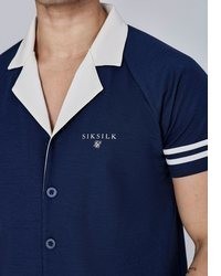 dunkelblaues vertikal gestreiftes Kurzarmhemd von Siksilk