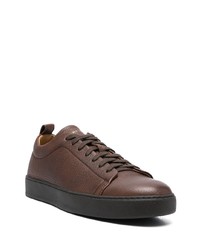 dunkelbraune bedruckte Leder niedrige Sneakers von Henderson Baracco