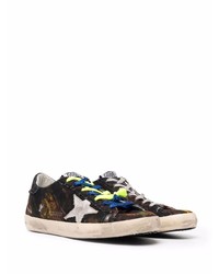 dunkelbraune bedruckte Segeltuch niedrige Sneakers von Golden Goose