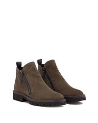 dunkelbraune Chelsea Boots aus Wildleder von Giuseppe Zanotti