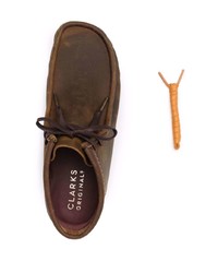 dunkelbraune Chukka-Stiefel aus Leder von Clarks