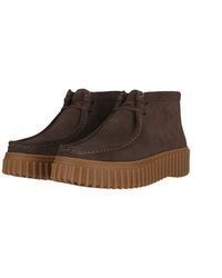 dunkelbraune Chukka-Stiefel aus Wildleder von Clarks