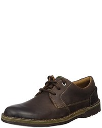 dunkelbraune Derby Schuhe von Clarks