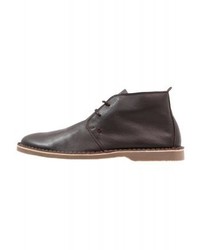 dunkelbraune Derby Schuhe von GUESS