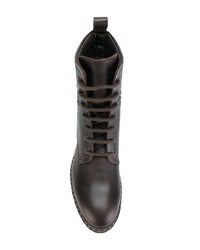 dunkelbraune flache Stiefel mit einer Schnürung aus Leder von Bottega Veneta