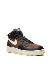 dunkelbraune hohe Sneakers aus Leder von Nike