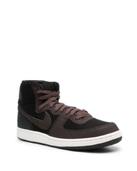 dunkelbraune hohe Sneakers aus Leder von Nike