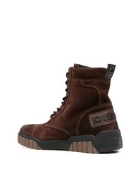 dunkelbraune hohe Sneakers aus Wildleder von Diesel