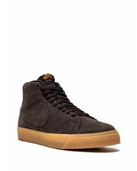 dunkelbraune hohe Sneakers aus Wildleder von Nike