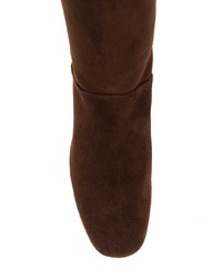 dunkelbraune kniehohe Stiefel aus Wildleder von Stuart Weitzman